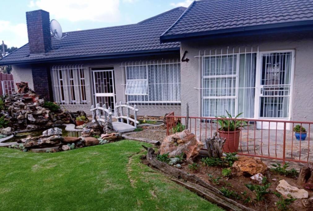 4 On Verbena Boksburg Exterior photo